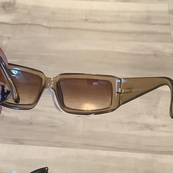 Gucci glasses - Picture 2 of 2